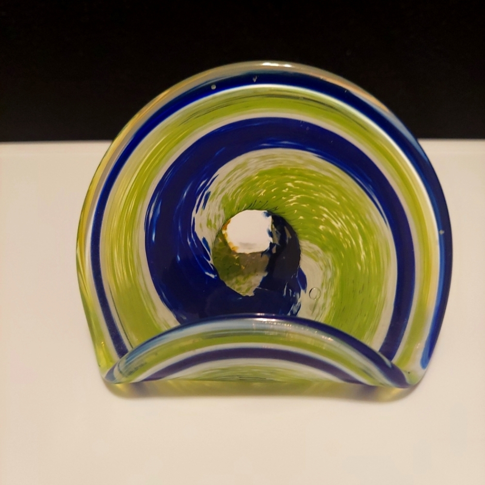 Glass swirl business card holder